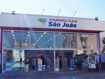 Farmácias São João oferece vagas para 02 funções em POA