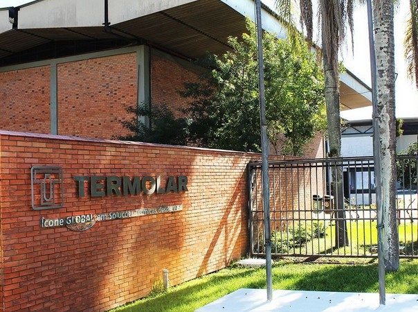 Sem Experiência: Termolar anuncia oportunidade para Aux. de Produção