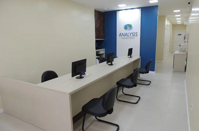 Analysis Laboratório seleciona Recepcionista em Porto Alegre